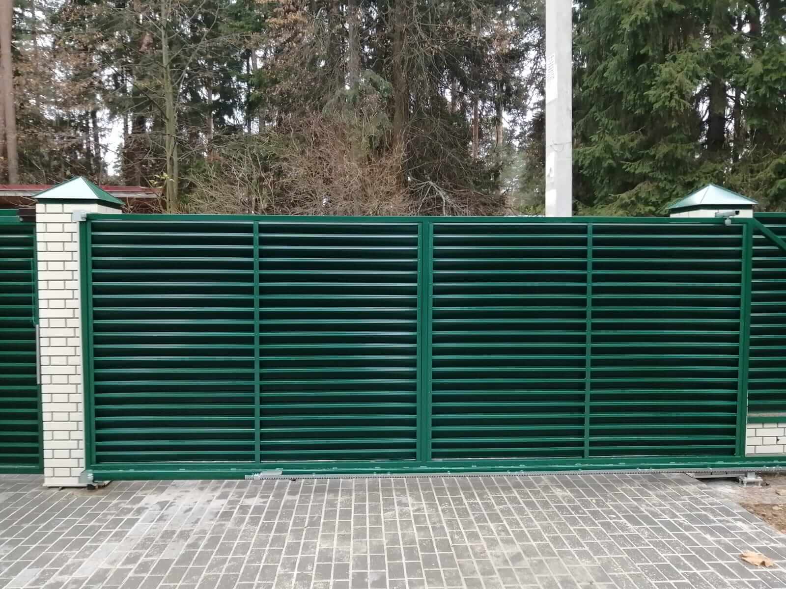 Забор-жалюзи с ламелями ЭКО-Z Зеленый Мох фото3 в Выборге
