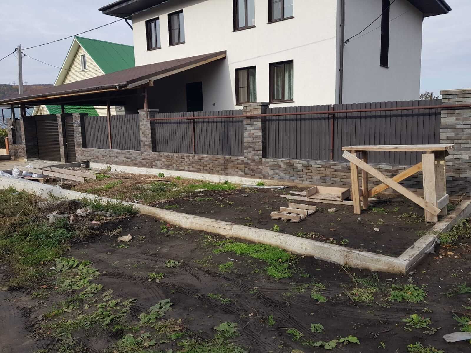 Забор из штакетника 15м RAL8019/8019 Темный Шоколад двусторонний МАТТЕ фото 1 в Выборге