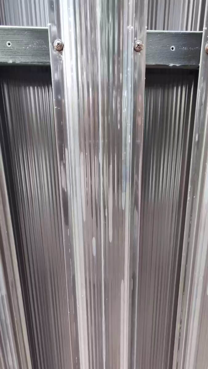 Забор из евроштакетника 22м RAL8019/8019 Темный Шоколад двусторонний фото 3 в Выборге