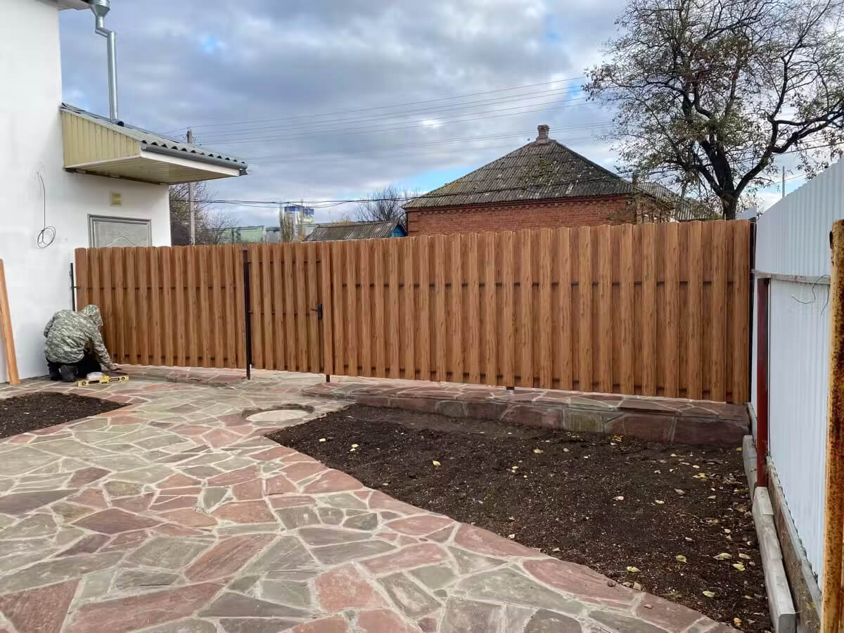 Забор из евроштакетника 7м Кипарис 2хPrintech двусторонний в Выборге