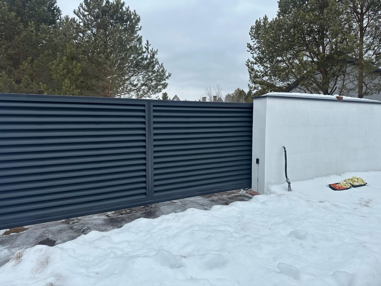 Забор-жалюзи 76м RAL7024/7024 Серый Графит двусторонний МАТТЕ фото 2 в Выборге