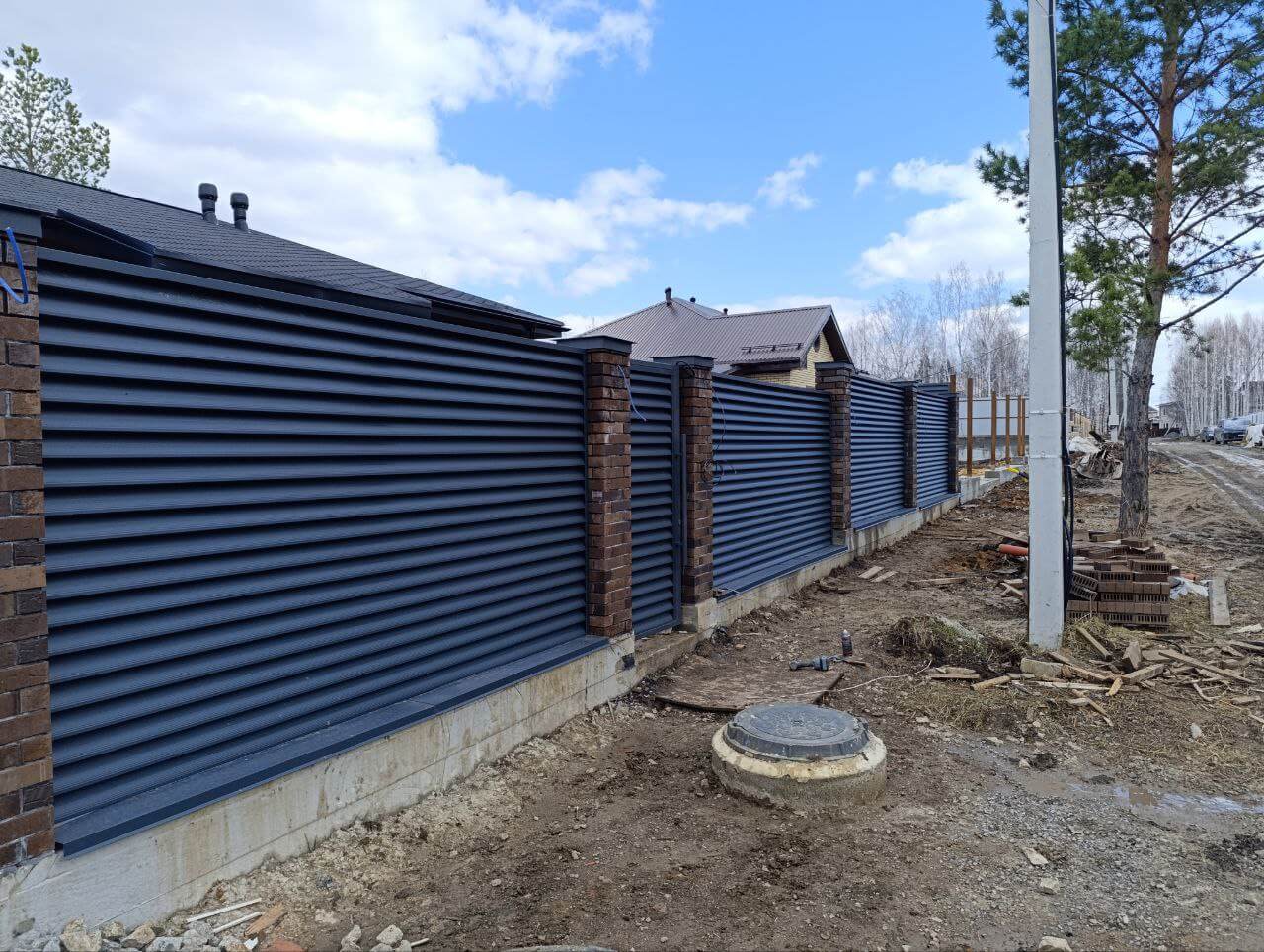 Забор из ламелей Еврожалюзи 34м RAL7024 Серый Графит МАТТЕ фото 1 в Выборге