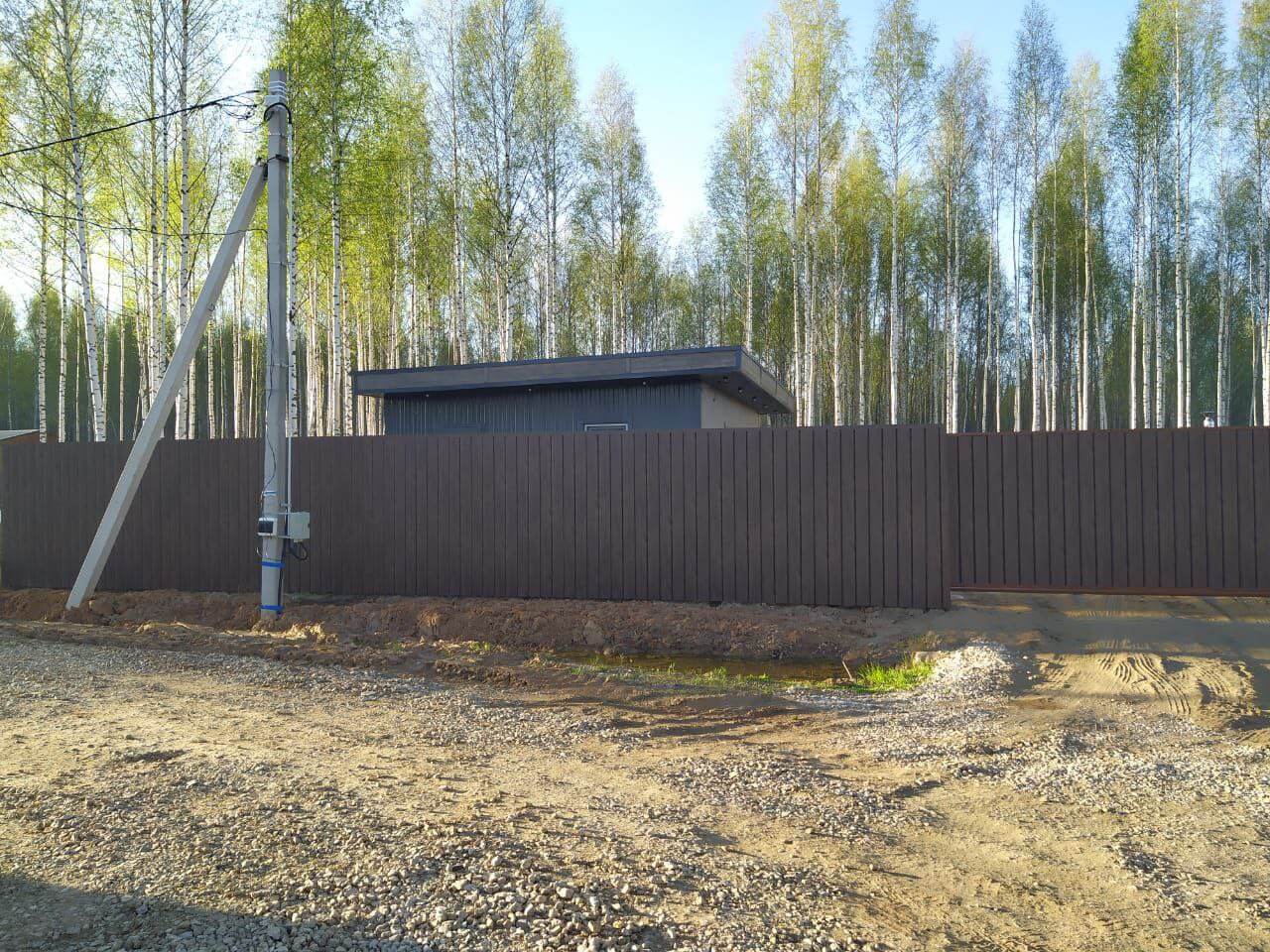 Забор из металлосайдинга ЕВРО-БРУС 25м Темный Каштан 3D Принтек фото 1 в Выборге