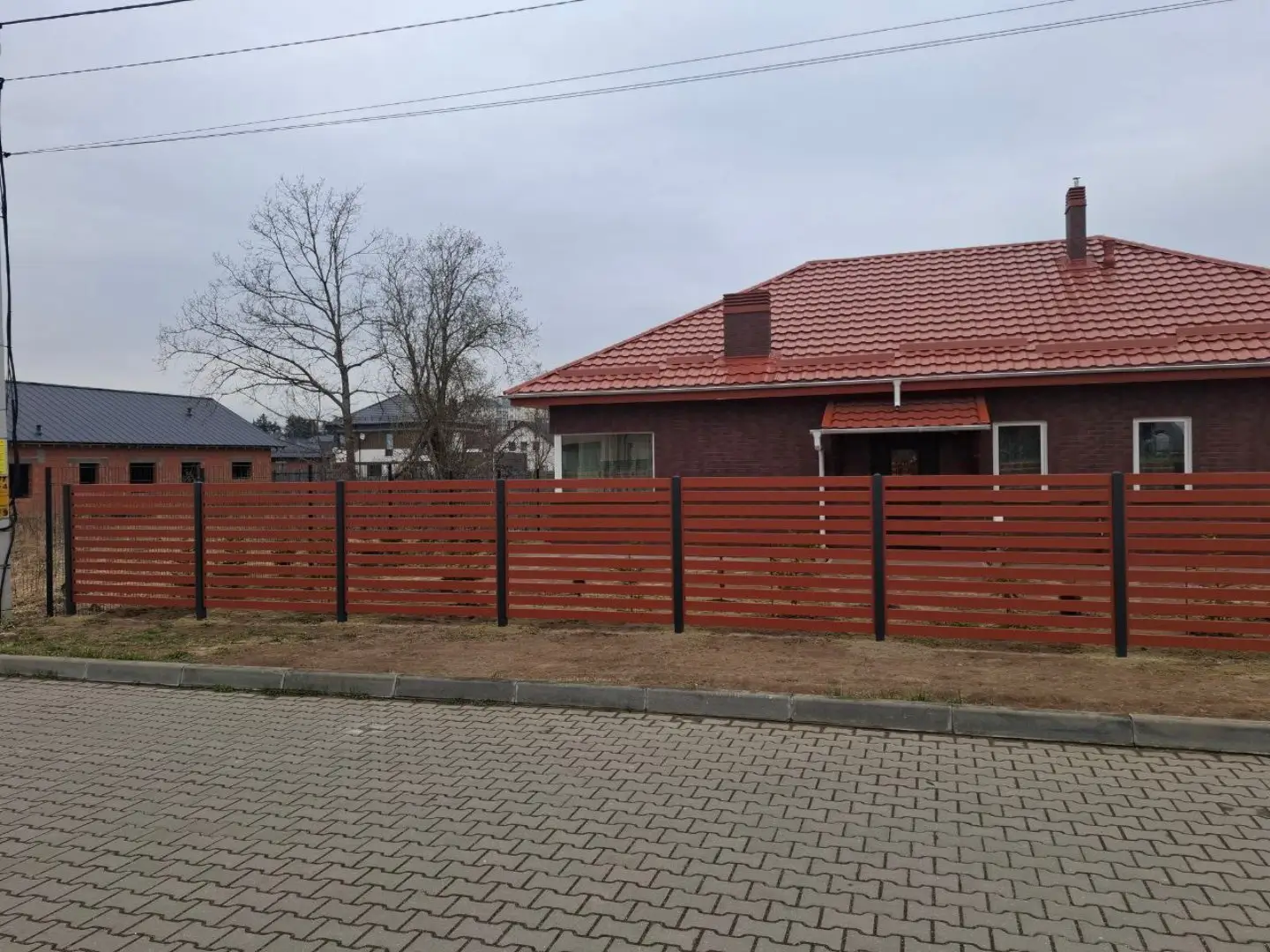 Забор-ранчо из металлопланкена 18м RAL8004 Терракотовый фото 3 в Выборге